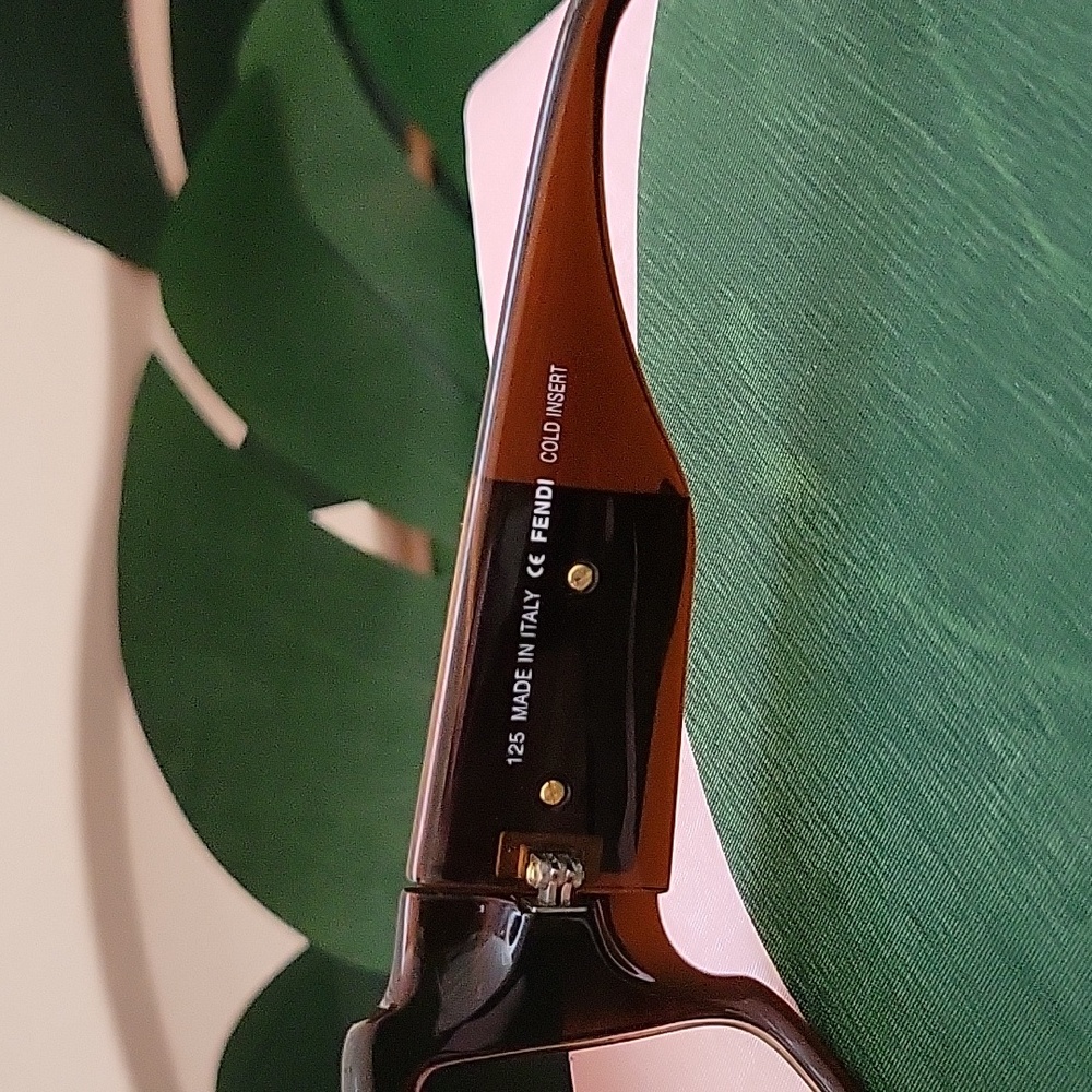 FENDI Sunglasses🔥 Brown Hue and Gold 🔥 Stunning - Picture 6 of 8